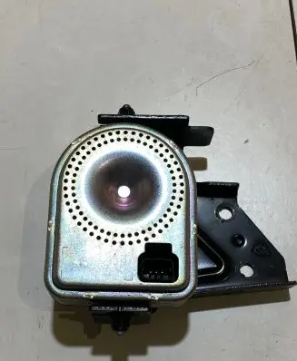 Ford Mustang VI Horn signal GR3T19N217AD