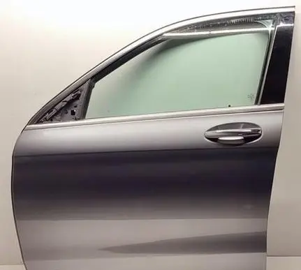 Mercedes-Benz GLC C253 Front door A2537200305
