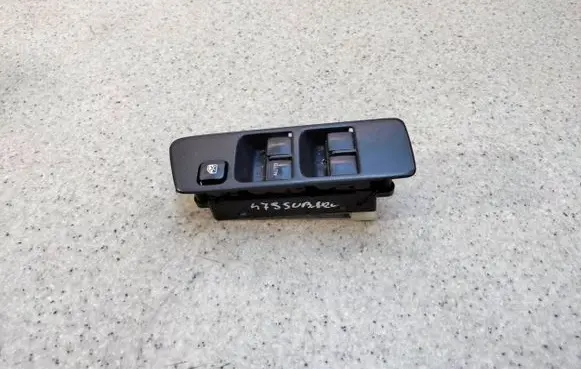 Subaru Forester SF Electric window control switch