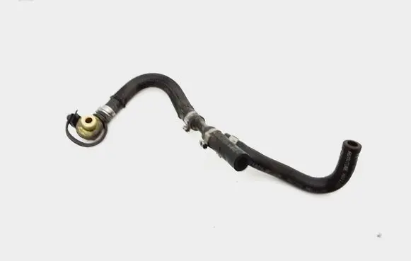 Volvo V70 Fuel main line pipe