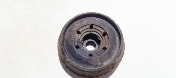Renault Clio II Coil spring mount 