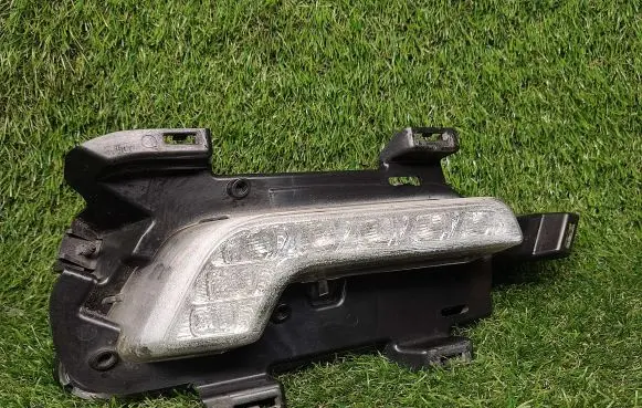 Mercedes-Benz E W212 LED Daytime headlight A2128200856
