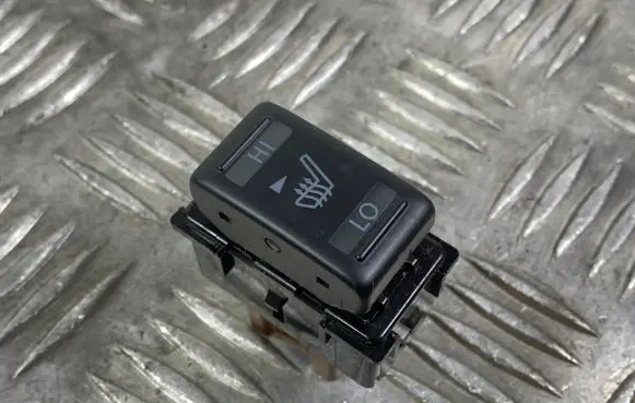 Infiniti QX80 Seat heating switch