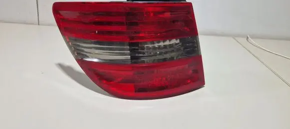 Mercedes-Benz B W245 Rear/tail lights A169820
