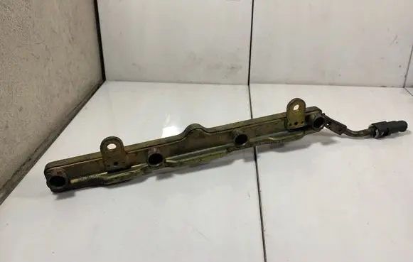 Honda Accord Fuel main line pipe