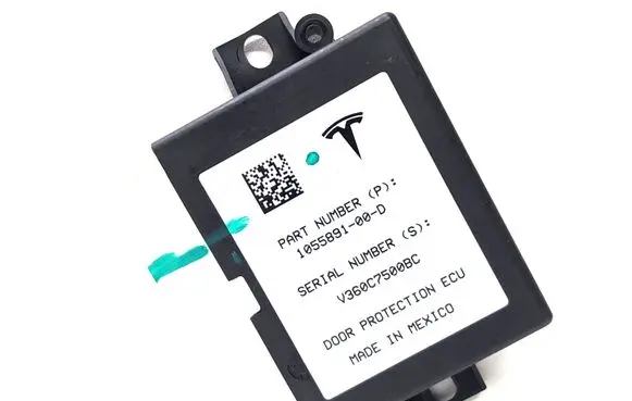 Tesla Model X Door control unit/module 105589100D