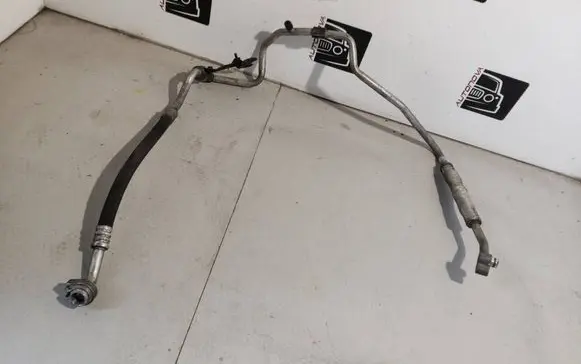 Volkswagen PASSAT B6 Air conditioning (A/C) pipe/hose 3C0820743BH