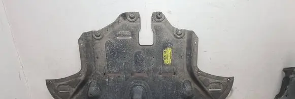 Hyundai Tucson TL Engine splash shield/under tray 29110D7500