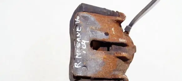 Renault Megane II Front brake caliper