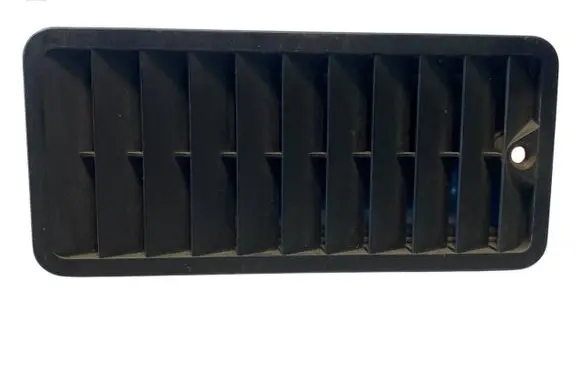 Mercedes-Benz 207 310 Quarter panel pressure vent 6018300018