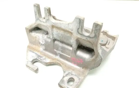 Renault Captur Gearbox mounting bracket 112228880R
