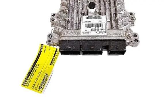Renault Twingo II Engine control unit/module 237101312R