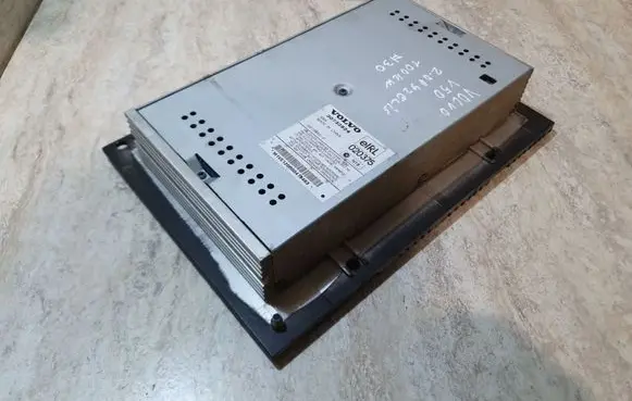 Volvo V50 Sound amplifier 30732824