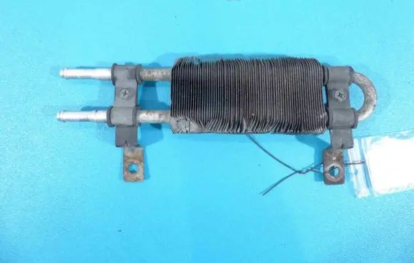 Engine oil radiator