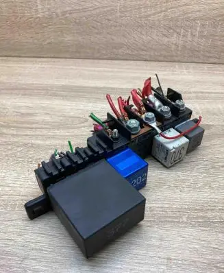 Volkswagen PASSAT B5.5 Fuse box set 8L0941822A 4B0955531A