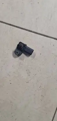 BMW 5 F10 F11 Air pressure sensor 8637896