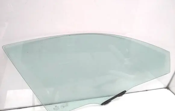 Honda CR-V Front door window glass four-door 43R00050 DOT24M62AS2