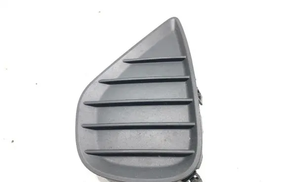 Toyota Yaris Front bumper lower grill 81482-0D260