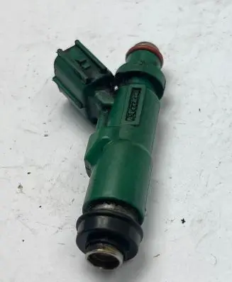 Toyota Prius (XW20) Fuel injector 2325021020