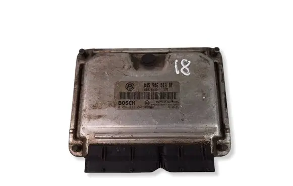 Volkswagen Polo V 6R Engine control unit/module 045906019BF 0281011241