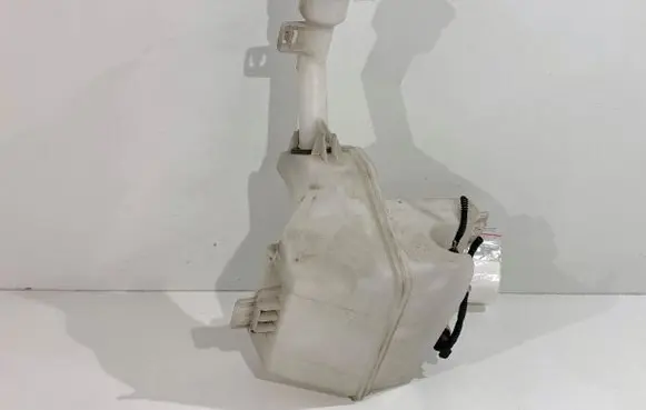 Opel Corsa E Windshield washer fluid reservoir/tank 39015511