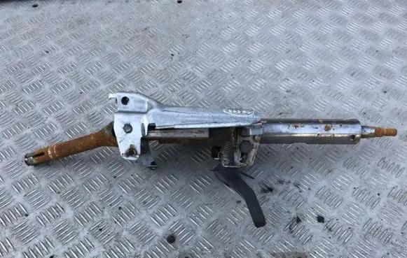 Mitsubishi Outlander Steering wheel axle