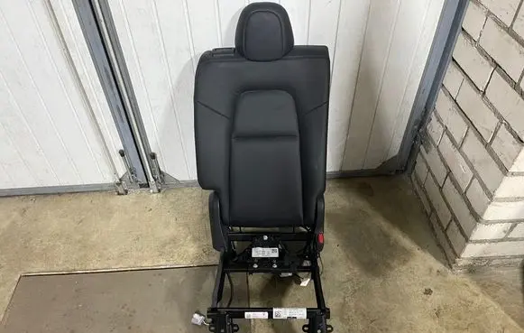 Rear seat
