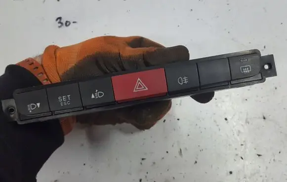 Fiat Doblo Hazard light switch 7354981990