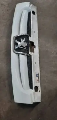 Peugeot Partner Fender grill 