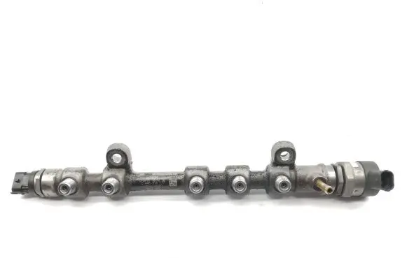 Toyota Auris E180 Fuel main line pipe 2381033030