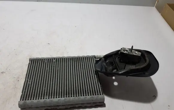 Air conditioning (A/C) radiator (interior)