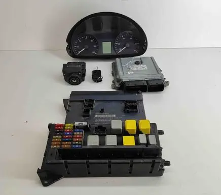 Mercedes-Benz Sprinter W906 Engine ECU kit and lock set A9065453001 A9065450601