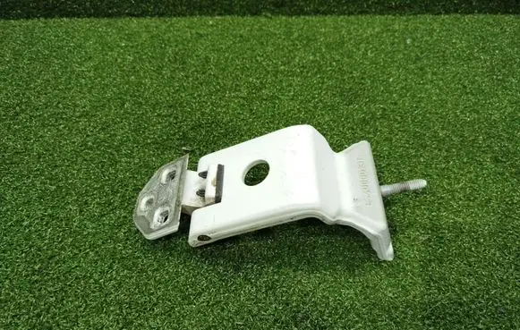 Opel Movano B Loading door upper hinge 844000013R