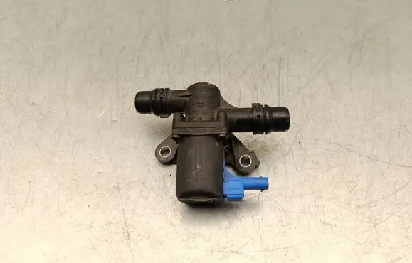Peugeot 208 II Electric auxiliary coolant/water pump 9839741280