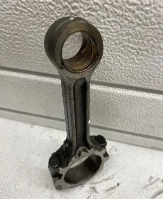 Nissan X-Trail T30 Connecting rod/conrod 