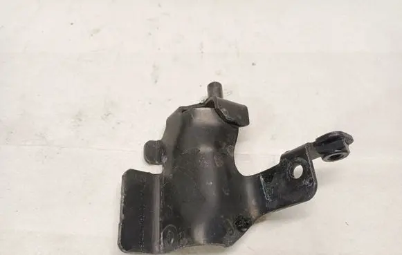 Peugeot 3008 II Other engine bay part 9804047180