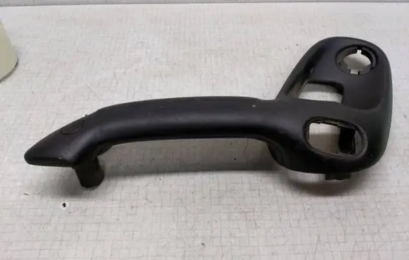 Opel Vectra B Rear door handle trim 90503252