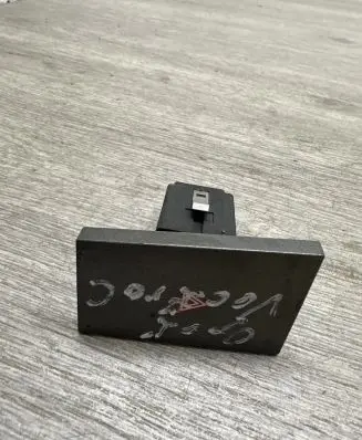Opel Vectra C Hazard light switch 24441250 13549900 3262