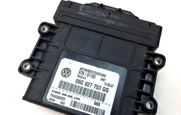 Volkswagen PASSAT CC Gearbox control unit/module 09G927750GQ