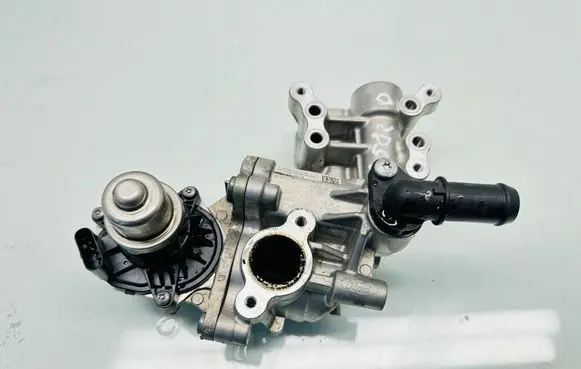 Ford Kuga III EGR valve HG9Q9D475AD 207230011