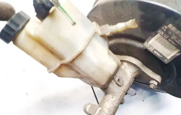 Citroen C5 Master brake cylinder 9646980980