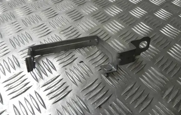 Jaguar I-Pace EGR valve cooler bracket J9D314W163UA VD18168