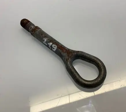 Mercedes-Benz CLS C219 Towing hook eye A2206280135 2206280135