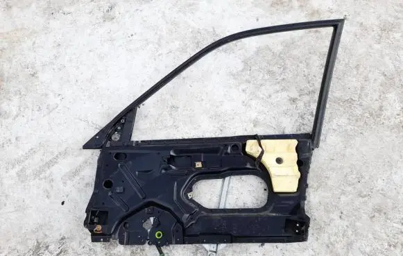 Audi A6 S6 C4 4A Front door window/glass frame 