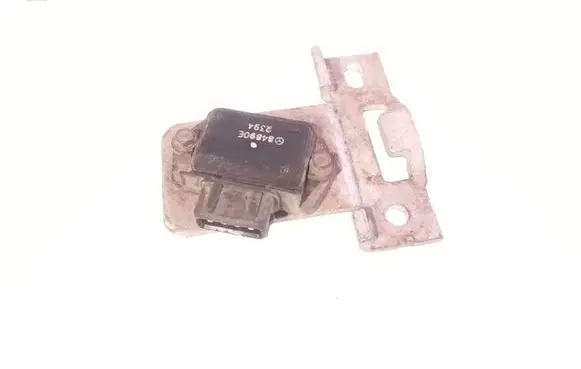Opel Vectra B Ignition amplifier control unit 90243618