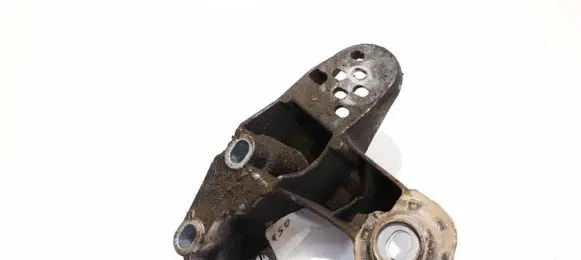 Volkswagen PASSAT B5 Engine mounting bracket 4b0199351b