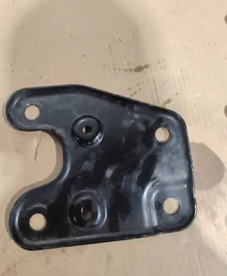 Volkswagen ID.7 Bumper support mounting bracket corner 1EE802150