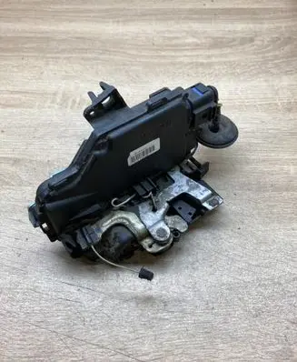 Volkswagen Phaeton Front door lock 3D1837016