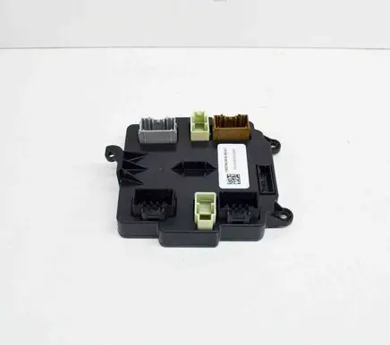 Tesla Model X Door control unit/module 106205699B