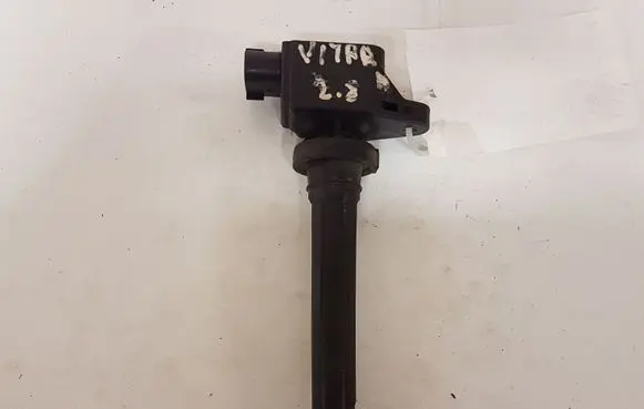 Suzuki Grand Vitara II High voltage ignition coil H6T11371 3340065J0